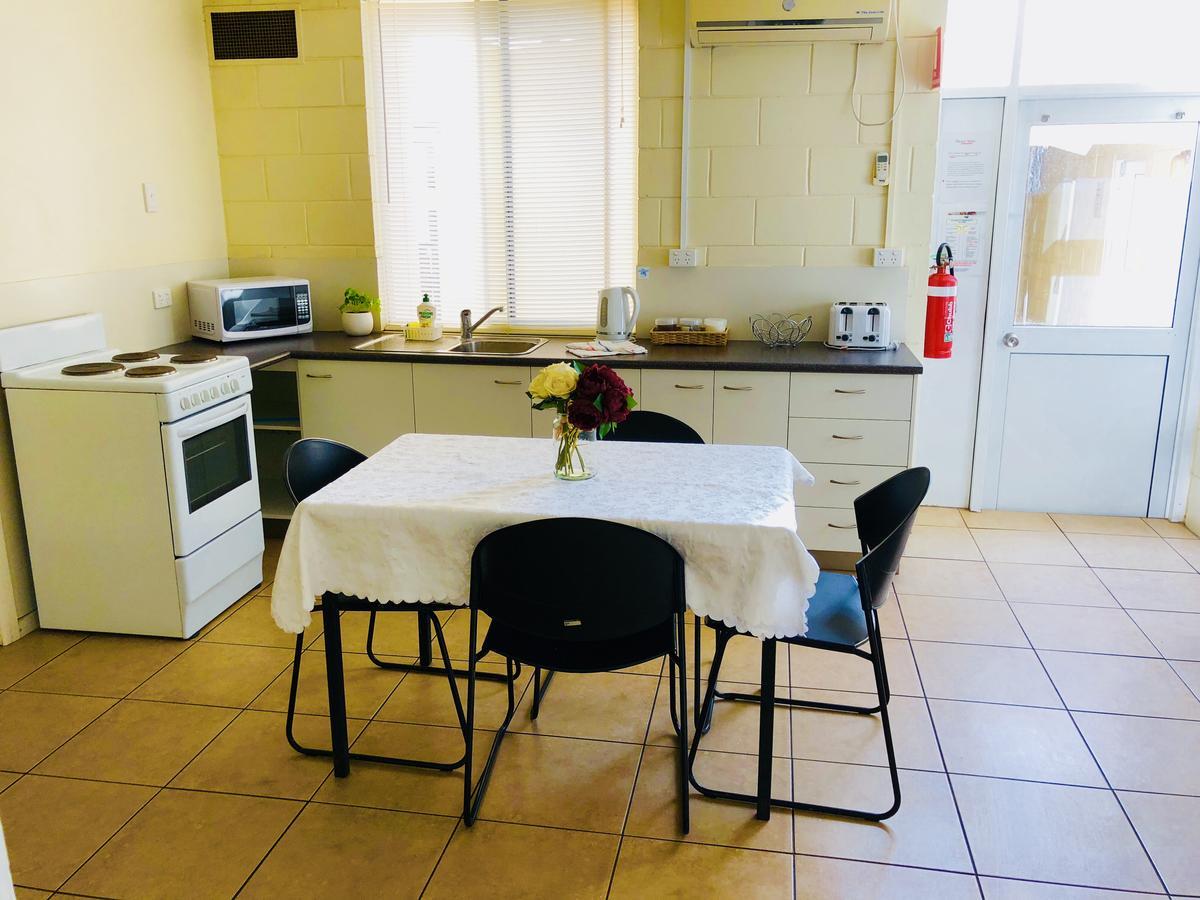 Accommodation @ Isa 마운트아이자 외부 사진